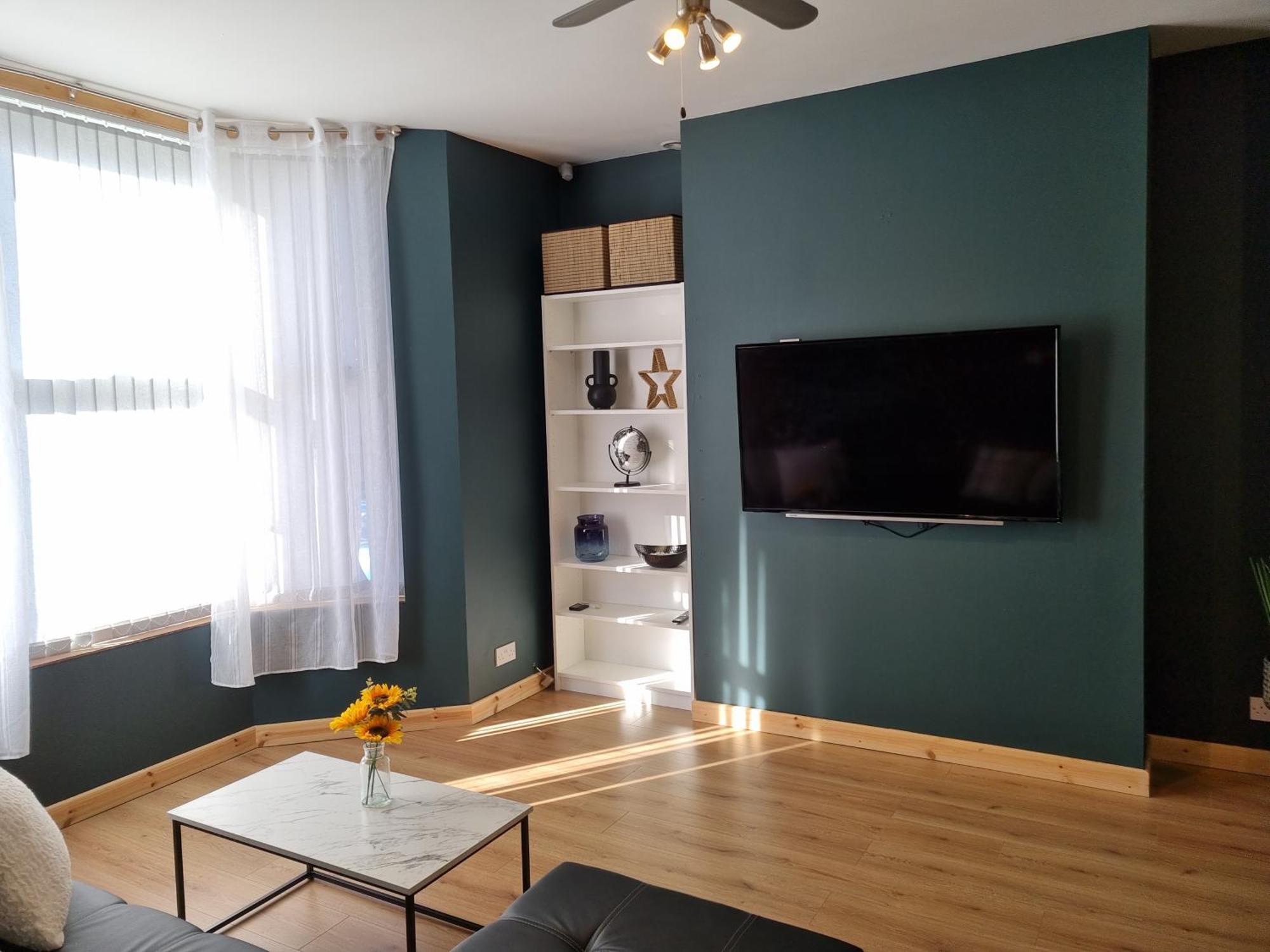 Anfield Luxe Retreat - Stylish Stay With Parking - Steps From Stadium - Short Drive To City Centre Liverpool Dış mekan fotoğraf