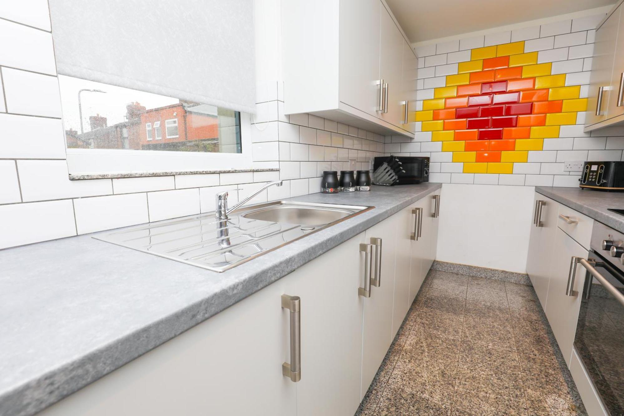 Anfield Luxe Retreat - Stylish Stay With Parking - Steps From Stadium - Short Drive To City Centre Liverpool Dış mekan fotoğraf